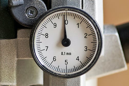 Overfræser med tydelig dybdeskala Overfræser med tydelig dybdeskala